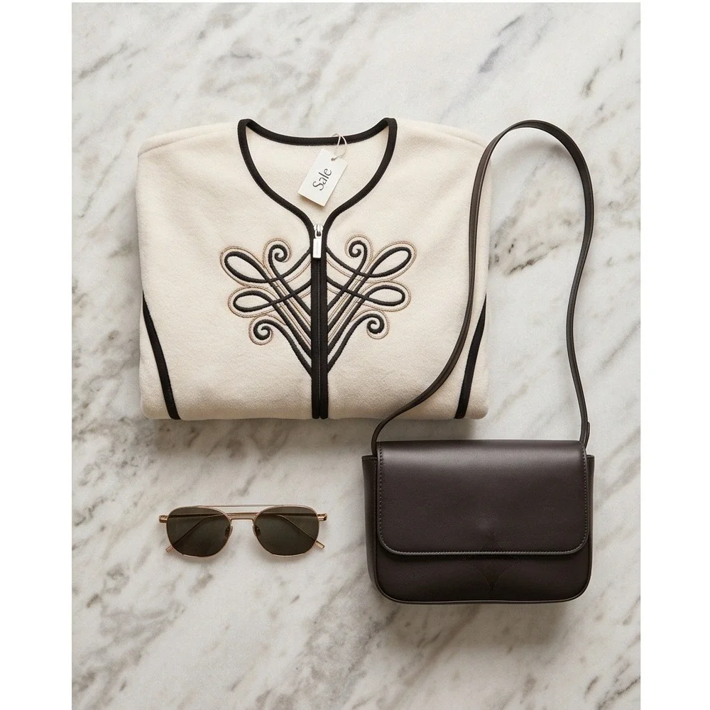 Bob Mackie XL Wearable Art Cream Fleece‎ Zip Up Jacket Embroidered Scrollwork